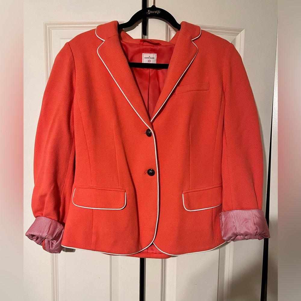 Gap peach blazer. Never worn in great condition. Size 10.